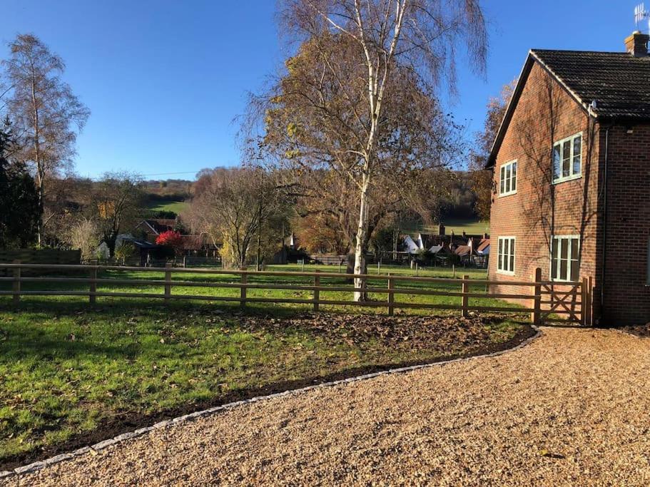 Fabulous Farm House In Skirmett Henley-on-Thames Extérieur photo